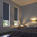 Pour une atmosphère plus intimiste, optez pour un tissu tamisant. Pour garantir une parfaite obscurité, c’est l’occultant qui s’impose.