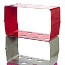 Des modules métalliques. A utiliser seul comme table de chevet ou à empiler pour former une bibliothèque. En métal laqué plié, 10 coloris. 56 x 29 x H 34 cm. 200 € le modèle. Design Marie Thurnauer. Modul1.  Petites Productions.