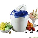 Cette sorbetière à accumulation est équipée d’un bol de 1,5 l qui peut également servir de seau à Champagne. Temps de congélation de la cuve : 18 à 24 heures. 99 €. Sorbetière 1,5 litre Nemox. Déco & Saveurs. www.deco-et-saveurs.com