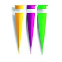 Pour des glaces sucrées comme salées, ces moules en silicone sont incassables, flexibles et antiadhérents. L 20 cm. 5,50 € l’unité. Design Luki Huber. Lekue. www.lekue.fr