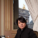 Le couturier russe Valentin Yudashkin a imaginé cet élégant dessert aux connotations russes