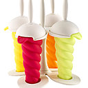 Pour faire des glaces sans sorbetière, des moules en silicone. Lavage au lave-vaisselle. 16 €. Manège à glaces. Mastrad.