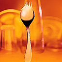 Georgette, le trois en un des couverts déjà adopté par Alain Ducasse et Hélène Darroze Georgette, le trois en un des couverts déjà adopté par Alain Ducasse et Hélène Darroze