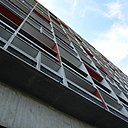 Facade de l'unité au accents de Mondrian