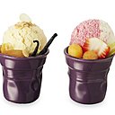 Ces six gobelets en céramique à l'aspect froissé sont parfaits pour présenter de bonnes glace maison. Hauteur 6 cm. 20,99 € le lot de 6. 6 gobelets froissés violets. Mathon.