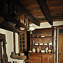 La ferme rustique, toutes en bois patiné et en pierre.