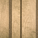 Avec la collection Bayadères, il y a 3 univers de couleurs pour chacun desquels 3 variations se combinent les unes aux autres au gré de l’inspiration du créateur.