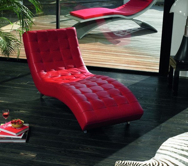 Pour ce parquet 8 finitions sont proposées: blanc, gris, lin, ébène, prune, brique, café et chocolat. Copyright Gascogne Wood Products