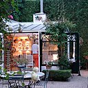 La véranda prolongement tout en transparence.