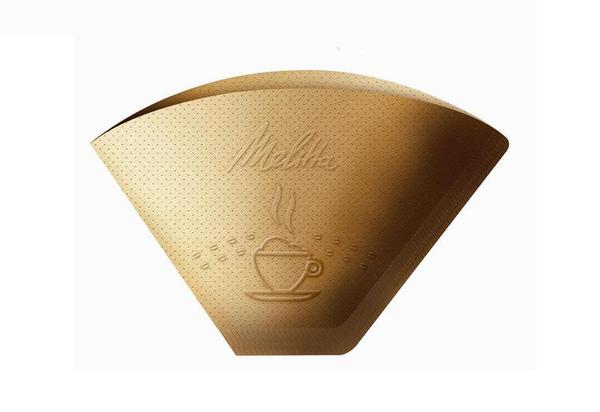 Leader sur le marché des filtres à café, Melitta lance des filtres bruns en papier recyclé issu de forêts labellisés FSC, association créée en 1993 pour la sauvegarde des forêts.