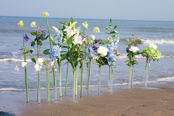 Royal, le lys est la star des compositions florales estivales