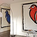 Détails tableaux « Palombe », Serge Simon, lampadaire, Alinéa.