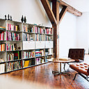 A l'origine destiné au mobilier de bureaux, les modules USM entrent fréquemment dans l'habitat pour ranger livres, Hi Fi, DVD, classeurs... A l'origine destiné au mobilier de bureaux, les modules USM entrent fréquemment dans l'habitat pour ranger livres, Hi Fi, DVD, classeurs...