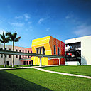 La faculté d’architecture de Miami par Bernard Tschumi.
