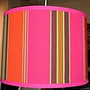 Une suspension en toile rayée Artiga