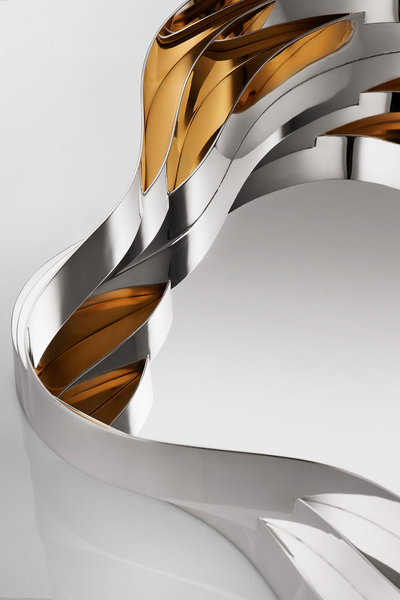 Sinuosité architecturale pour la coupe KasKade aux lignes gondolées signée Karim Rashid