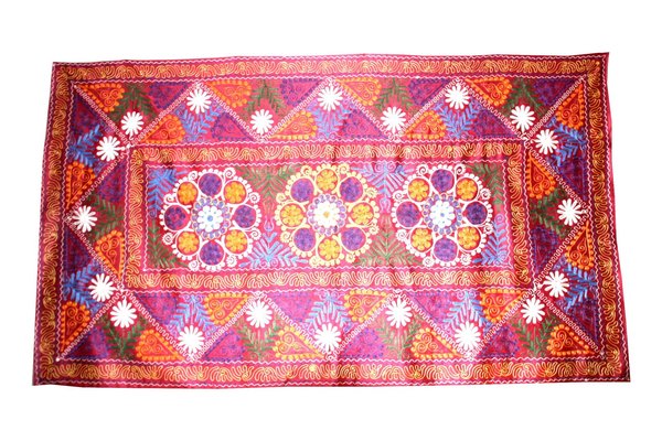 Le plaid aux motifs traditionnels turcs pour recouvrir les canapés et le mobilier d'intérieur, commercialisé par Becquet.