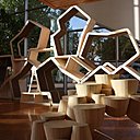 L’utilisation du bois dans les nouveaux projets architecturaux de construction de bibliothèques publiques et privées vise à alimenter un processus de conservation du bois sur le très long terme, dans une perspective écologique et durable.