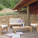 Un mobilier en bois charmeur chez Truffaut. Un appel à la farniente.