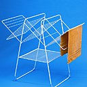 L’étendoir manuel à poser, modulable et dépliable, s’adapte parfaitement à l’espace dont vous disposez.