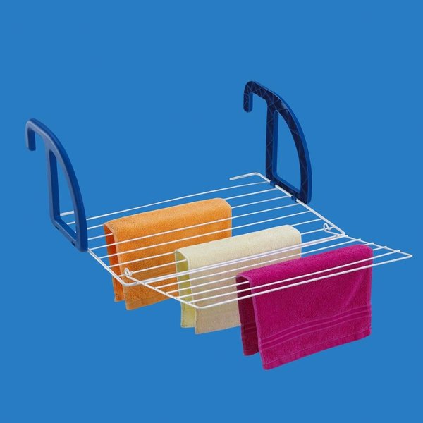 L'étendoir multifonctions de Leifheit peut être posé sur n'importe quel rebord pouvant laisser du textile à l'air libre.