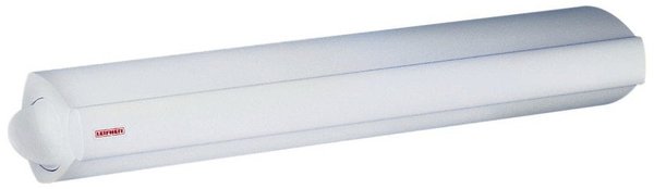 L'étendoir mural Rollfix de Leifheit présente une longueur d'étendage de 21 mètres, et se déploie sur une largeur de 48 centimètres.