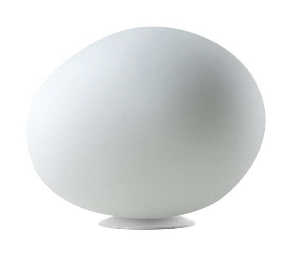 La collection de luminaires Gregg par Foscarini est une gamme de lustres et de lampes placés au bout d'un câble de 200 centimètres de longueur.