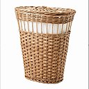 Désigné par T. Christensen et K. Legaard, ce panier à linge en saule et 100% coton vous séduira de sa belle ligne tressée. Modèle Fläta chez Ikea.