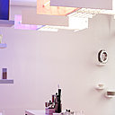 Des halos enchanteurs jaunes et bleus pour la section Set.