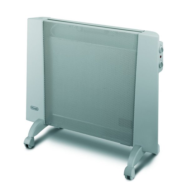 Panneau rayonnant De’Longhi 1500 W. Fourni avec fixations murales. Prix indicatif : 79,99€. Existe aussi en 2000 W.