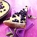 On dit oui à cette quiche sucrée où les myrtilles sauvages baignent dans une délicieuse crème à la vanille !