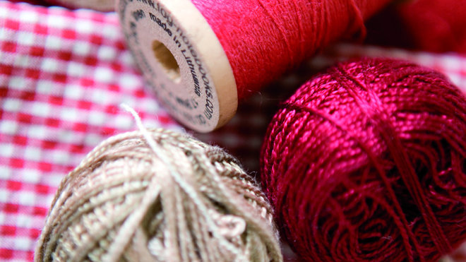 Coton perlé et fil de lin pour bien broder