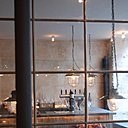 Le cadre est sans doute branché, mais si triste, si froid et si bruyant....