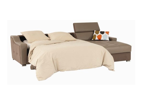 Et votre canapé d'angle se transforme en un bon et vrai lit de 140 chez Cuir Center