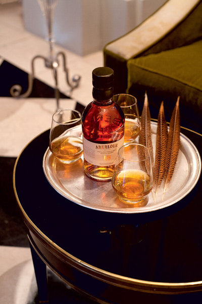 Pour un dîner inoubliable, par un grand chef, dans un cadres exceptionnel avec vue sur le parc de Versailles !