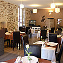 Pierres apparentes et cuisine familiale bien faite au Bouche à Oreille