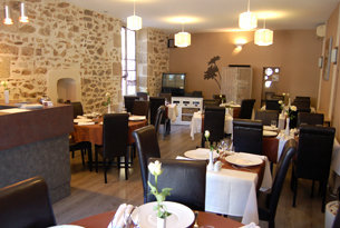 Pierres apparentes et cuisine familiale bien faite au Bouche à Oreille