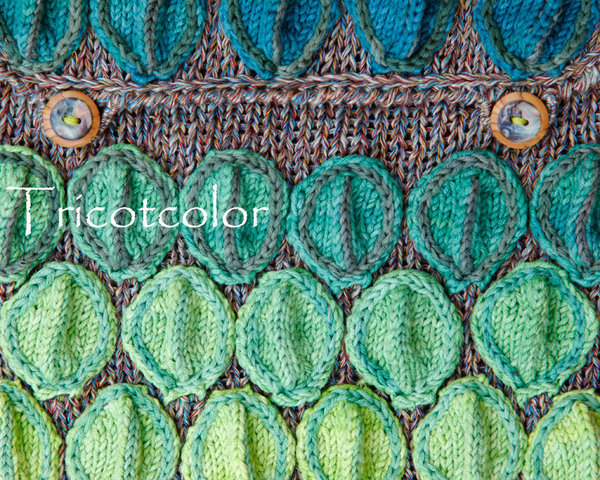 Feuilles tricotées - gros plan d'un sac © Tricotcolor