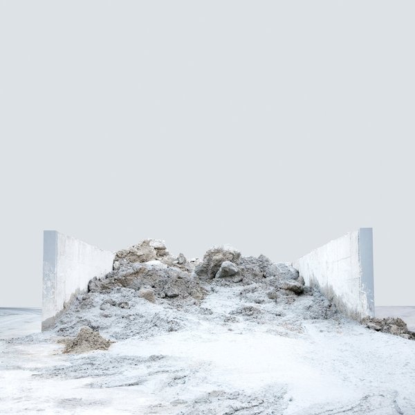 Des espaces hostiles à l’homme sous le signe de l'abandon : un chantier où déverser ses émotions.