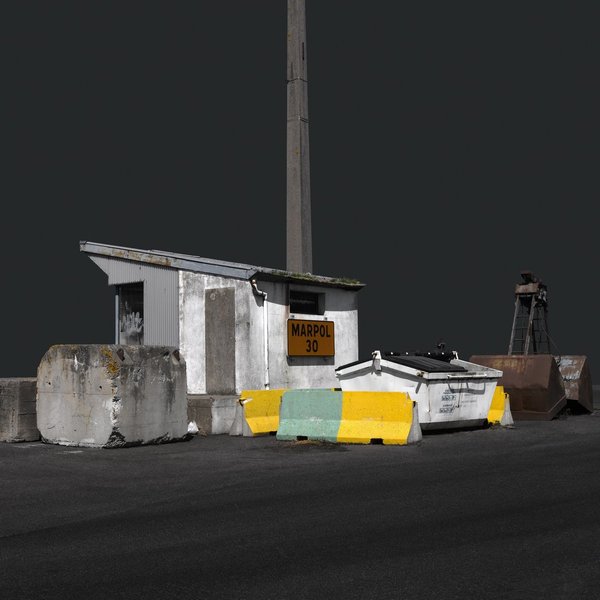 Contraste des couleurs : contemplation des objets sur fond noir : un théâtre finement agencé.