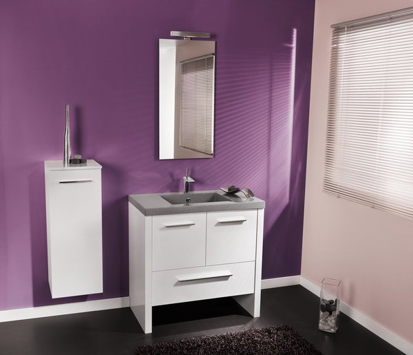 Une belle salle de bains, facile à déménager. Koba. Ambiance Bain.