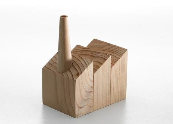 « Usine occupée », un clin d’œil en cèdre