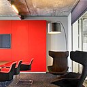 Panneaux Soft Cells en application murale dans les locaux de Discovery Channel à Amsterdam