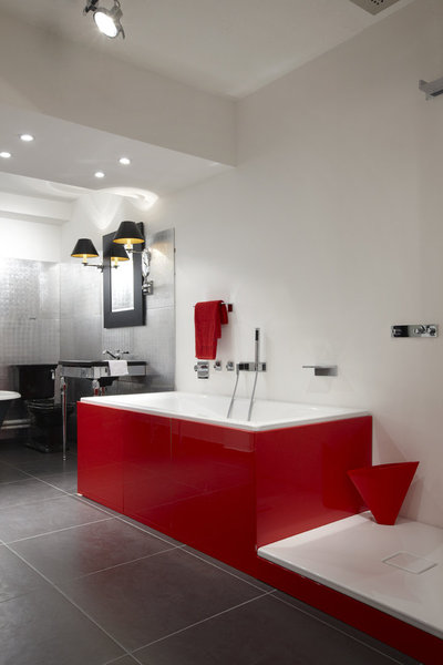 Mettez de la couleur dans la salle de bain !