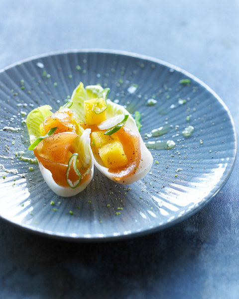 Mariez endive et poisson fumé au kaki persimon pour une fiesta à l'espagnole !