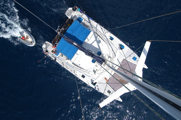 Moderne et spacieux, Julia est un catamaran de 15,5 mètres