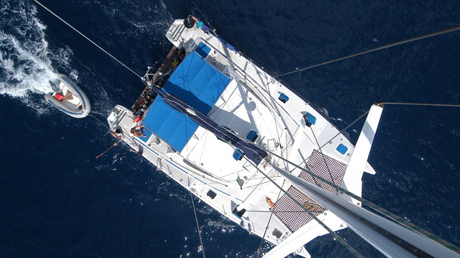 Moderne et spacieux, Julia est un catamaran de 15,5 mètres