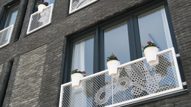 Gardes corps de fenêtres d'immeubles en Hollande