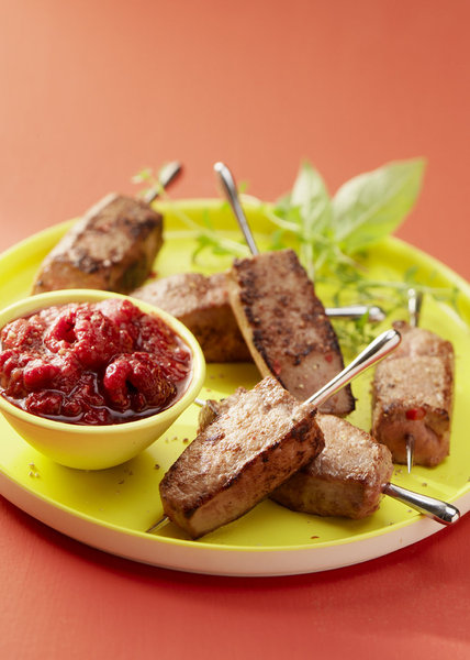 Brochettes de foie de veau et chutney framboise