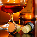 Différentes perméabilités permettent de boucher aussi bien des vins tranquilles, que des vins effervescents ou des spiritueux.